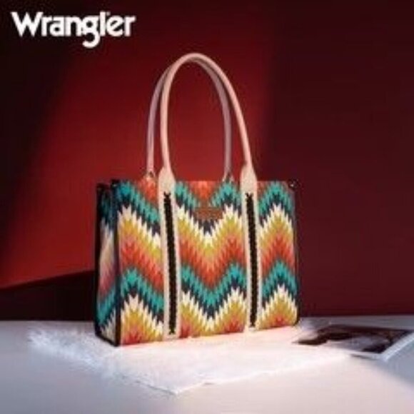 Wrangler Southwestern Pattern Dual Sided Print Concealed Carry Wide Tote - Picture 8 of 14